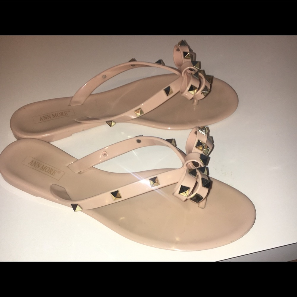 Rockstud sandals! Looks similar to Valentino’s!
